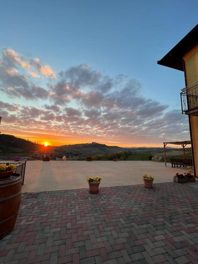 Agriturismo Ca Del Nono San Marzano Oliveto Eksteriør billede