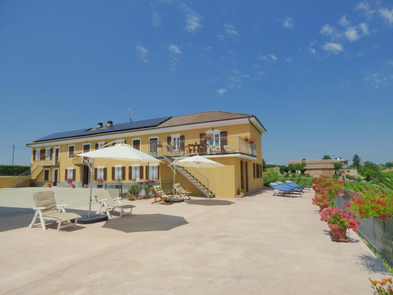 Agriturismo Ca Del Nono San Marzano Oliveto Eksteriør billede